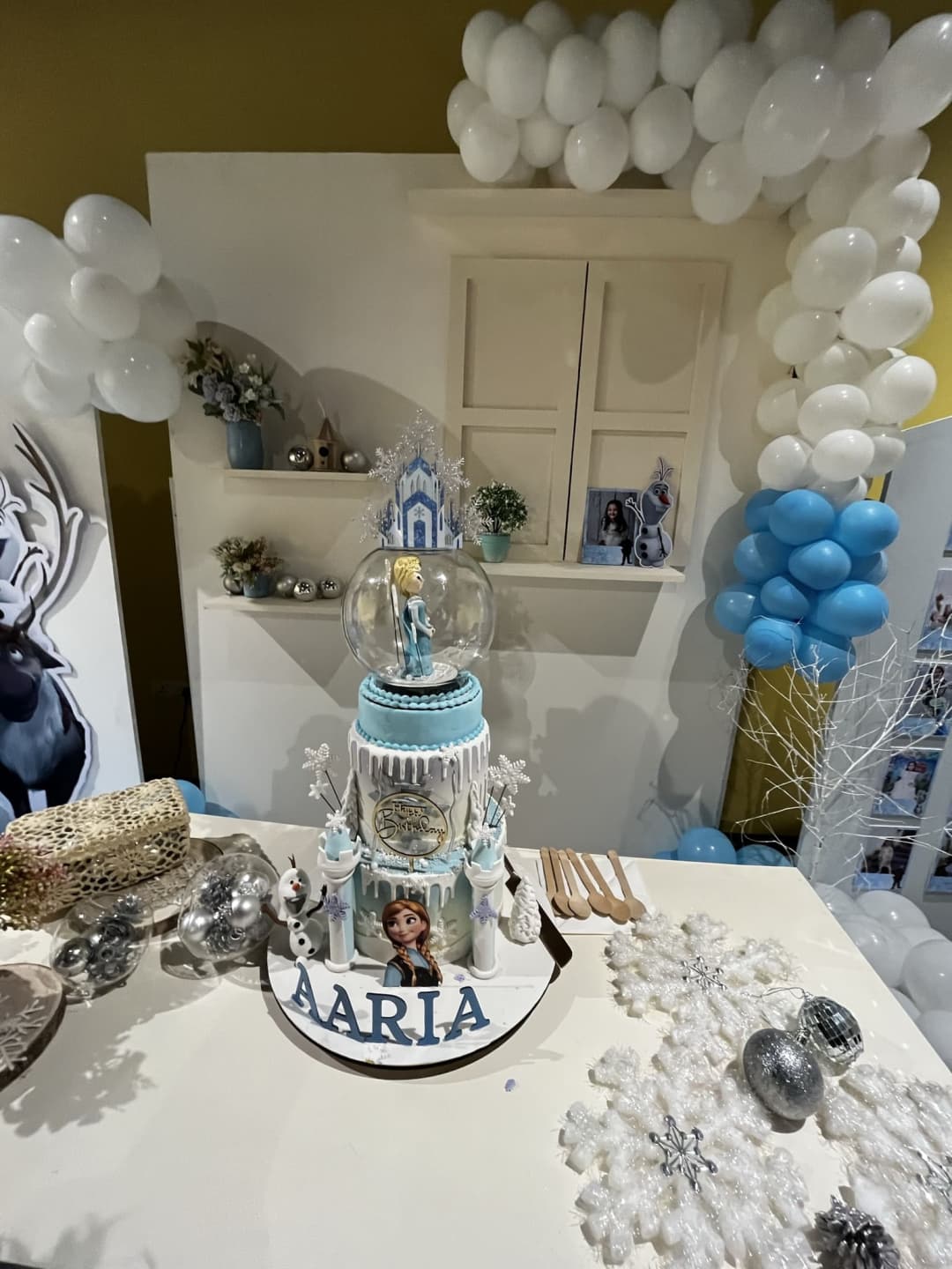 Frozen - Image 3