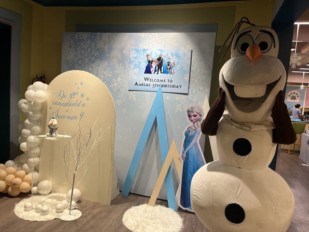 Frozen - Image 5