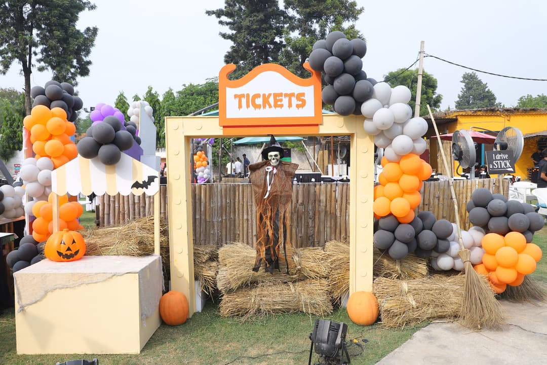 Halloween - Image 1