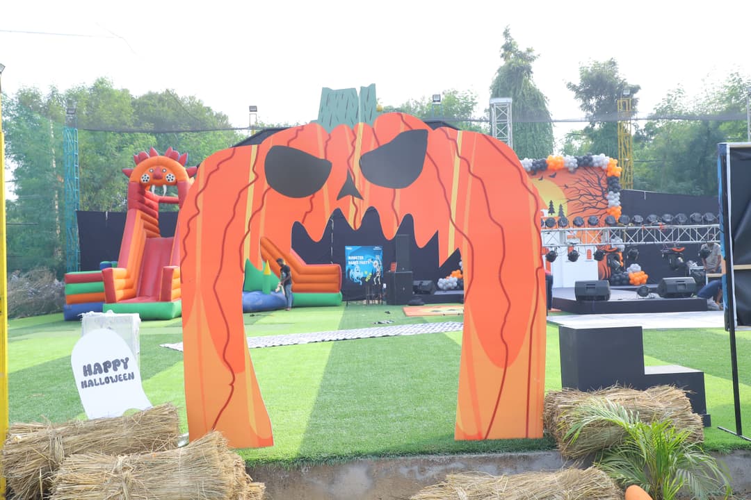 Halloween - Image 28