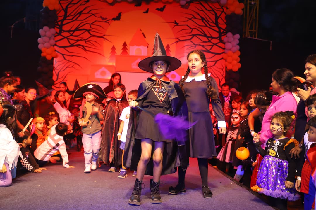 Halloween - Image 38