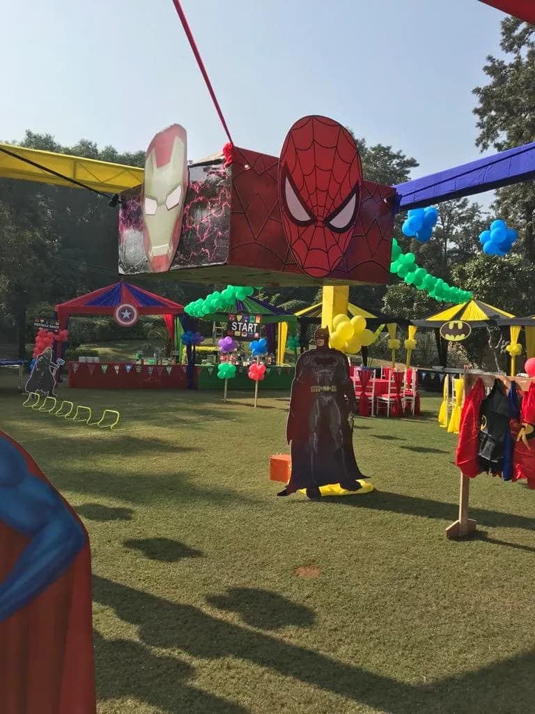 Superhero - Image 20
